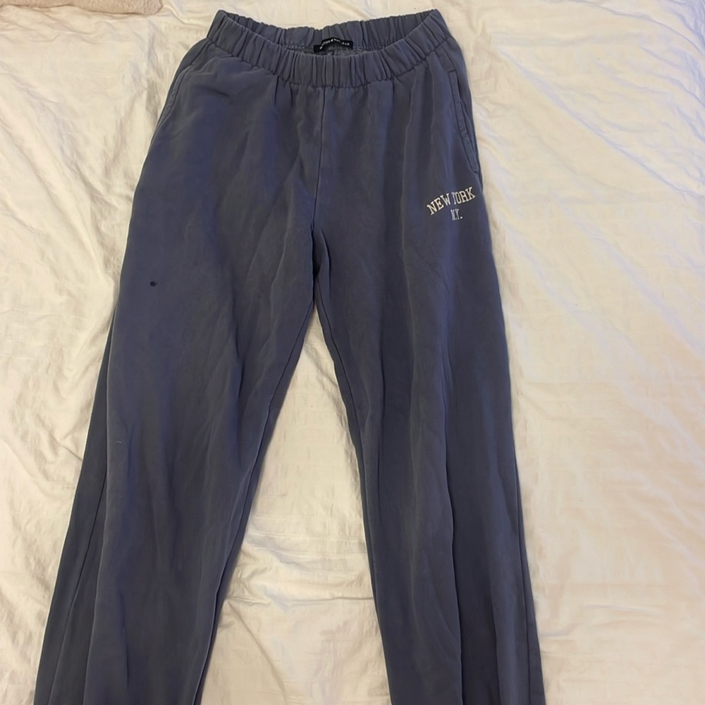 Brandy Melville Rosa Sweatpants